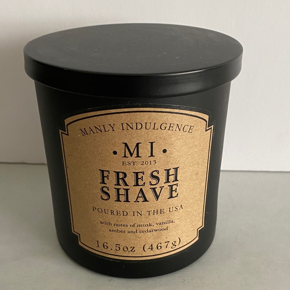Manly indulgence Black Fresh Shave Candle poured in the USA 16.5 Oz new